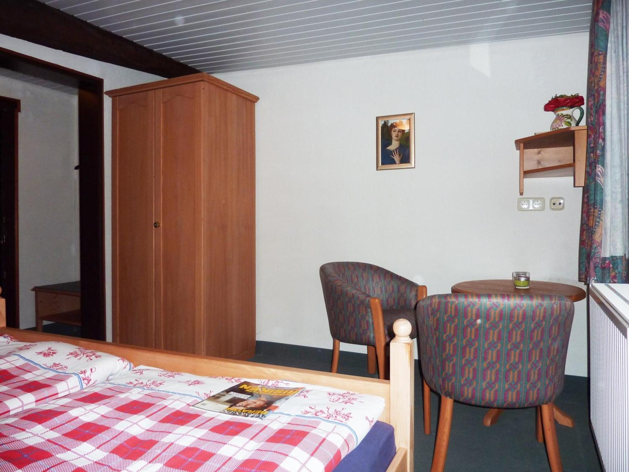 Hof Guttels Waldgasthof Ferienpension Ротенбург ан дер Фулда Стая снимка