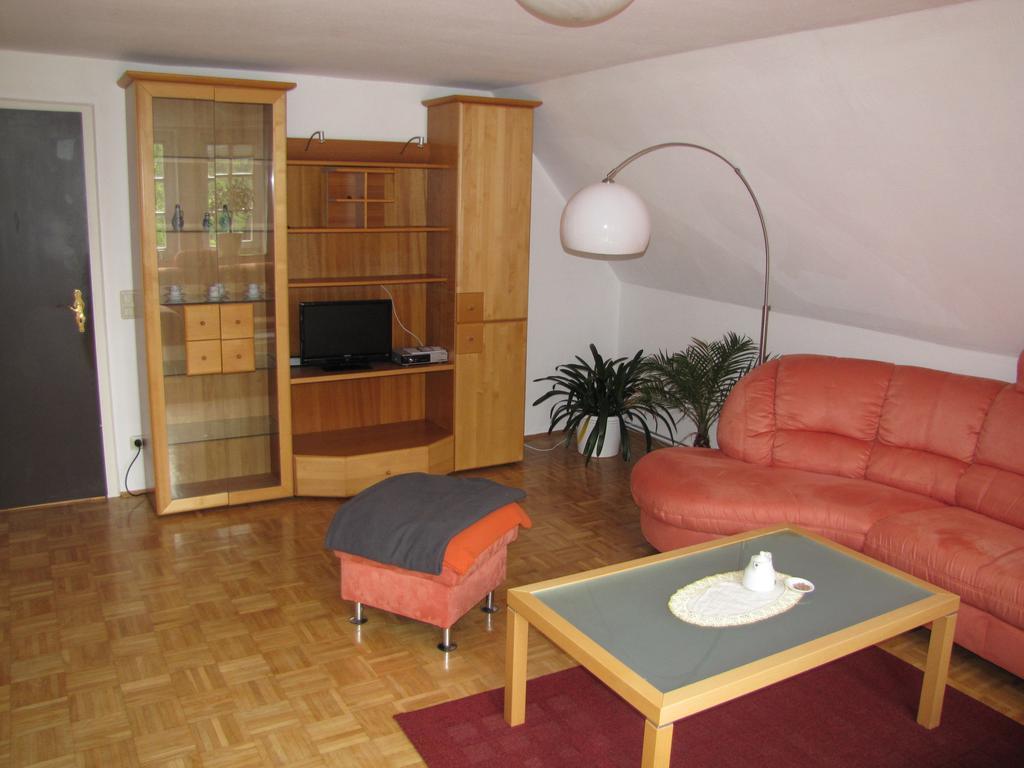 Hof Guttels Waldgasthof Ferienpension Ротенбург ан дер Фулда Стая снимка