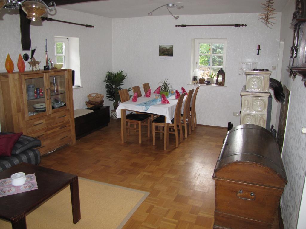 Hof Guttels Waldgasthof Ferienpension Ротенбург ан дер Фулда Стая снимка